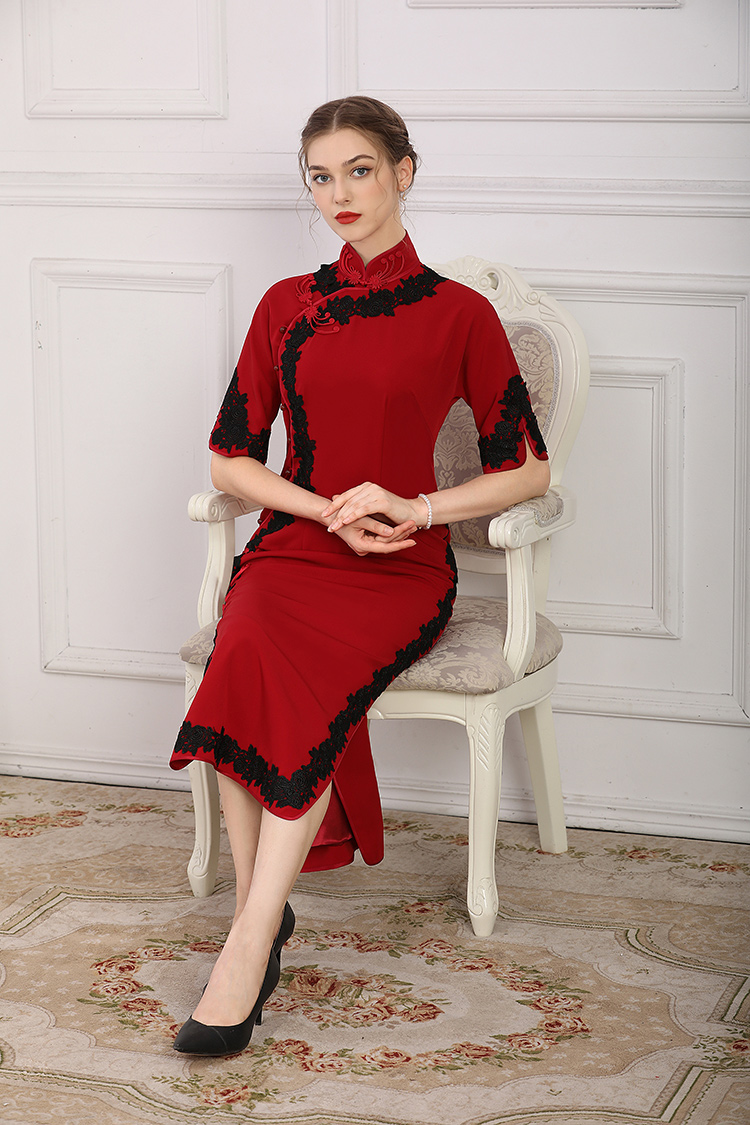 Wine red cheongsam with wide black piping