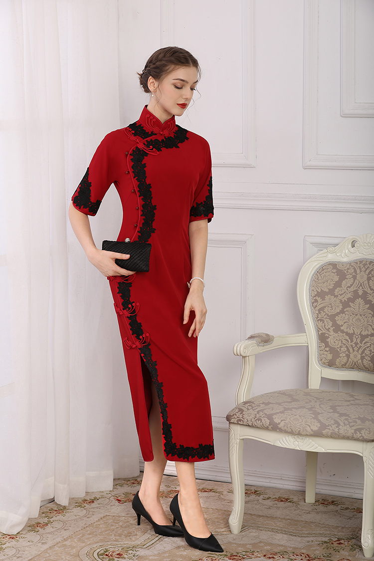 Wine red cheongsam with wide black piping