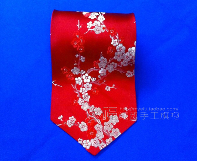 Custom-made Man's tie red color