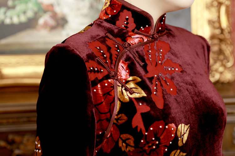 Dark red velvet long cheongsam Dark red velvet long cheongsam