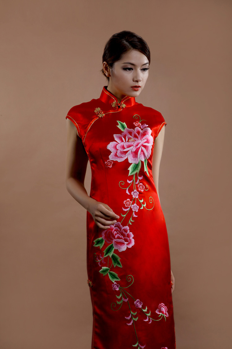 Big peony embroidery wedding cheongsam