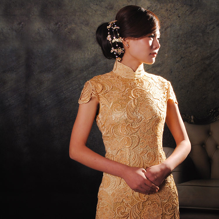 Golden lace cheongsam dress