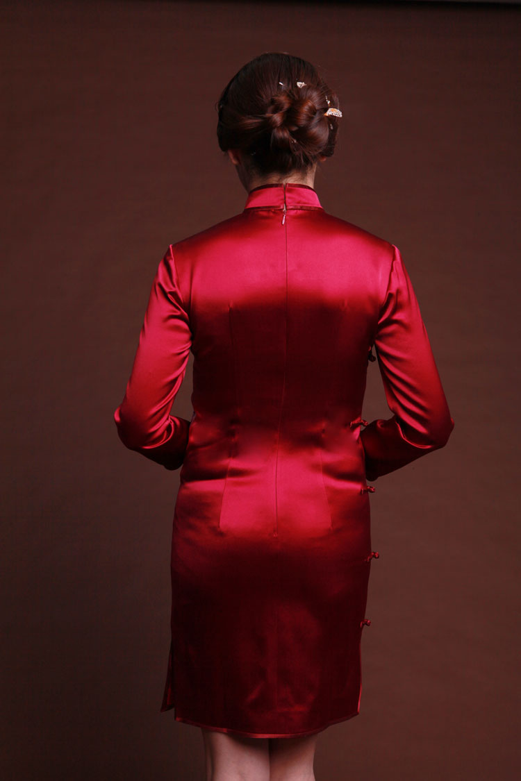 Wine red silk cheongsam Wine red silk cheongsam