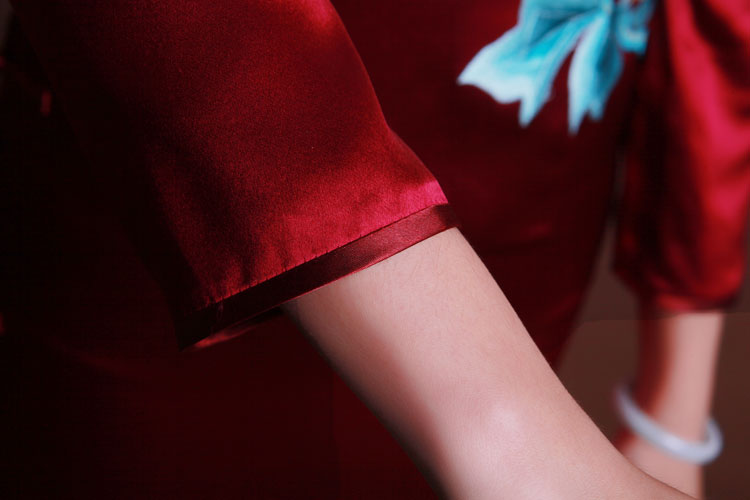 Wine red silk cheongsam Wine red silk cheongsam