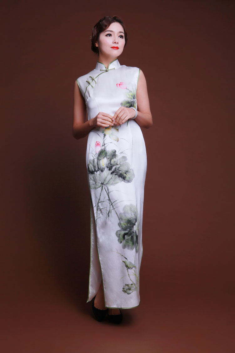 Handpainted lotus flowers silk cheongsam Handpainted lotus flowers silk cheongsam