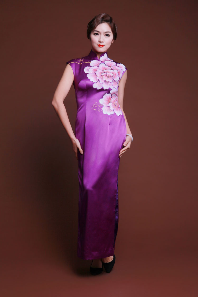 Handpainted peonies light purple silk cheongsam 
