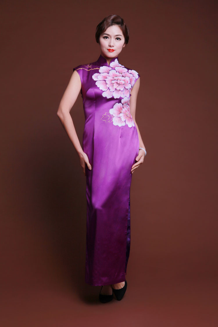 Handpainted peonies light purple silk cheongsam Handpainted peonies light purple silk cheongsam