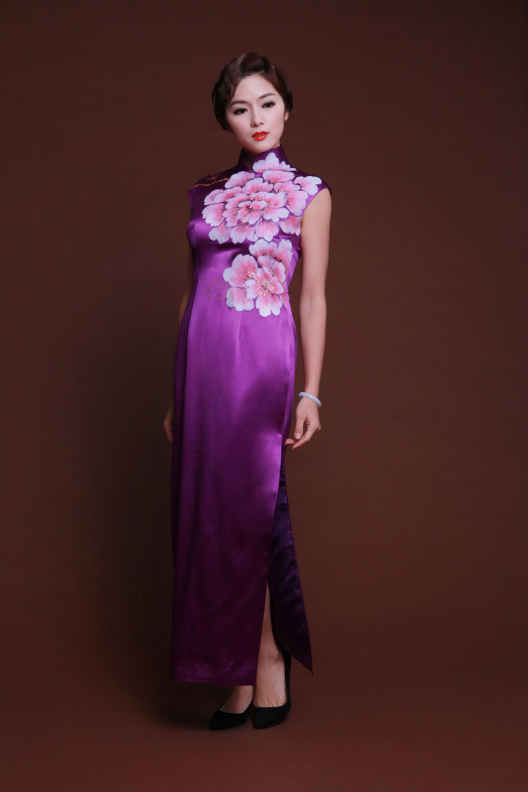 Handpainted peonies light purple silk cheongsam 