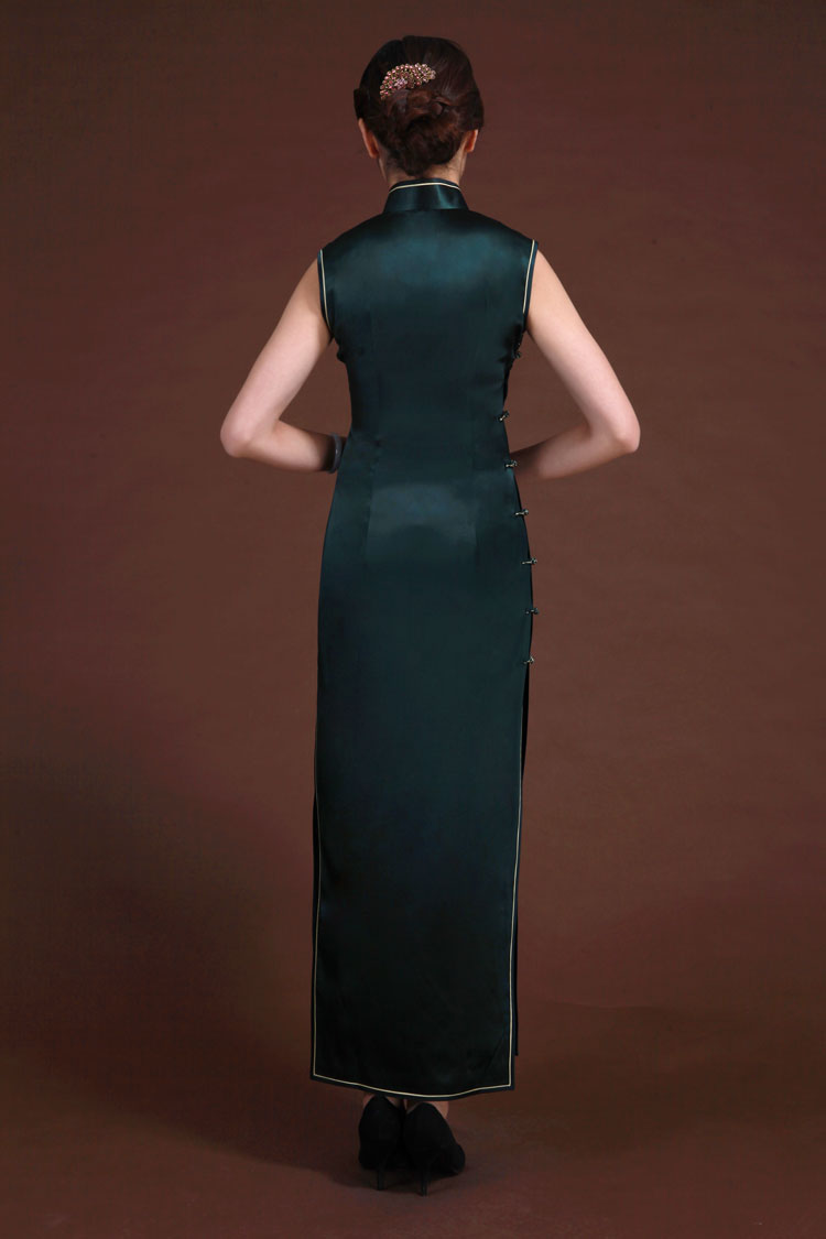 Dark green peony embroidery long dress Dark green peony embroidery long dress