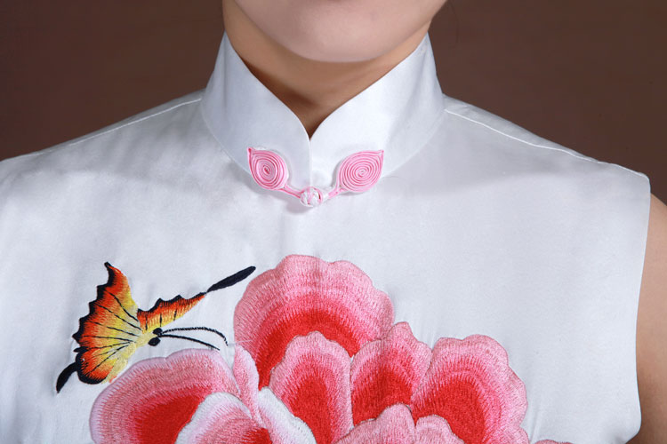 white silk with flowers short cheongsam