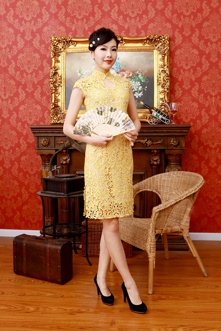 Yellow lace short cheongsam