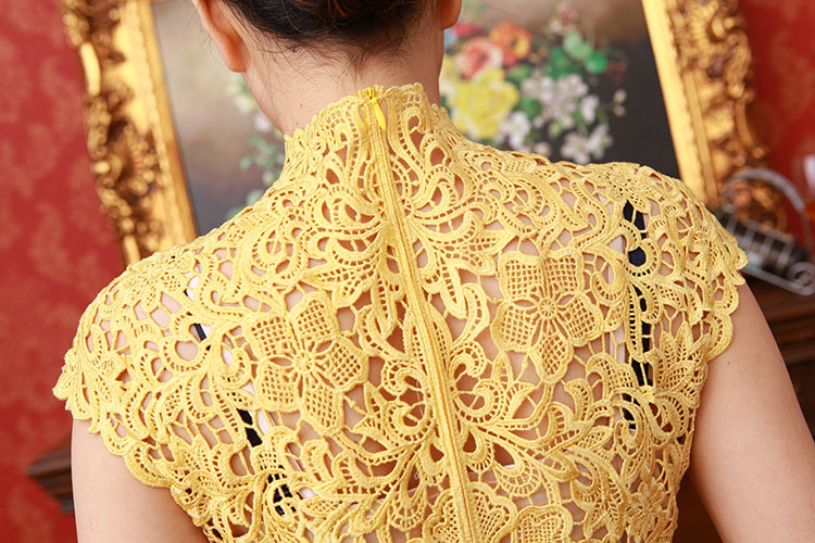 Yellow lace short cheongsam