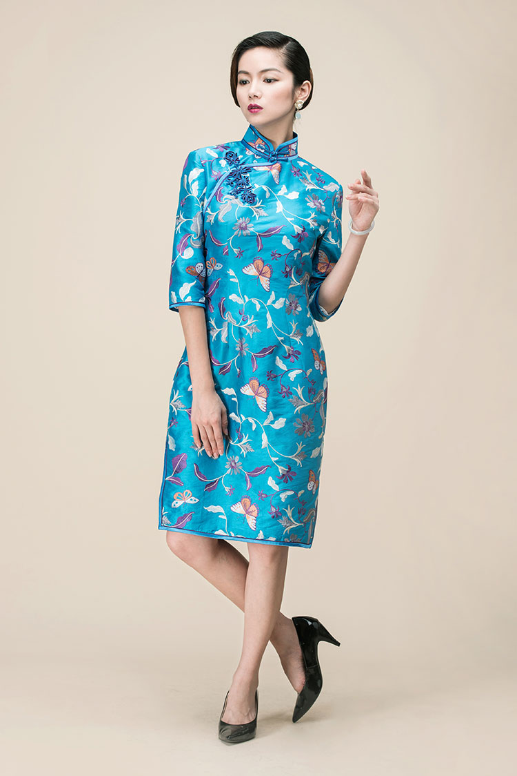 Lake blue embroider tai silk cheongsam Lake blue embroider tai silk cheongsam
