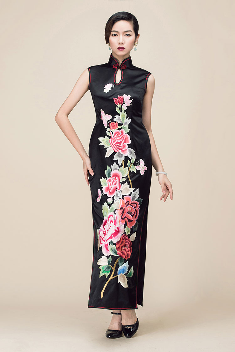 Black embroidery long cheongsam dress