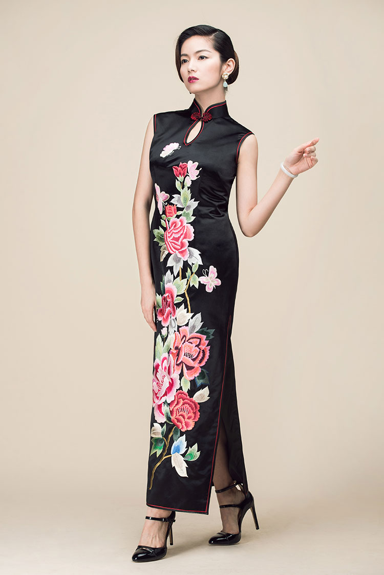 Black embroidery long cheongsam dress