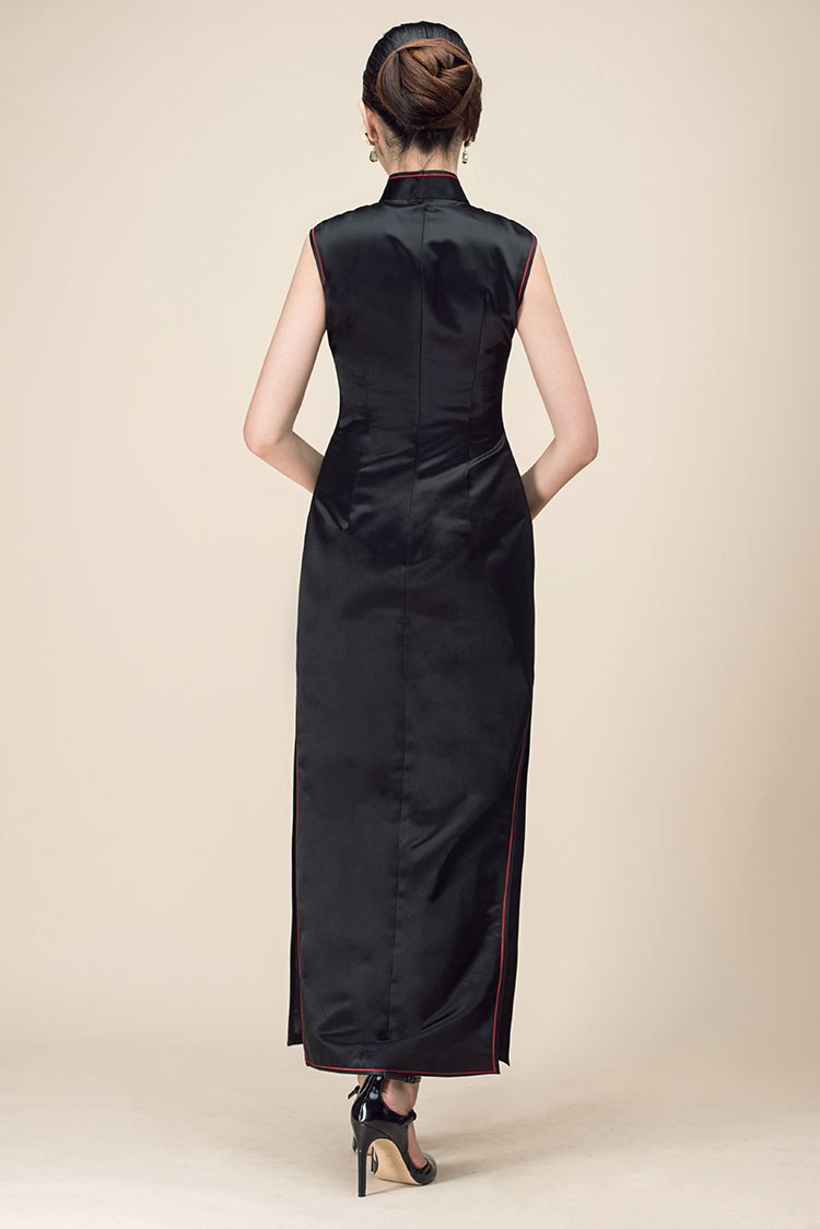 Black embroidery long cheongsam dress