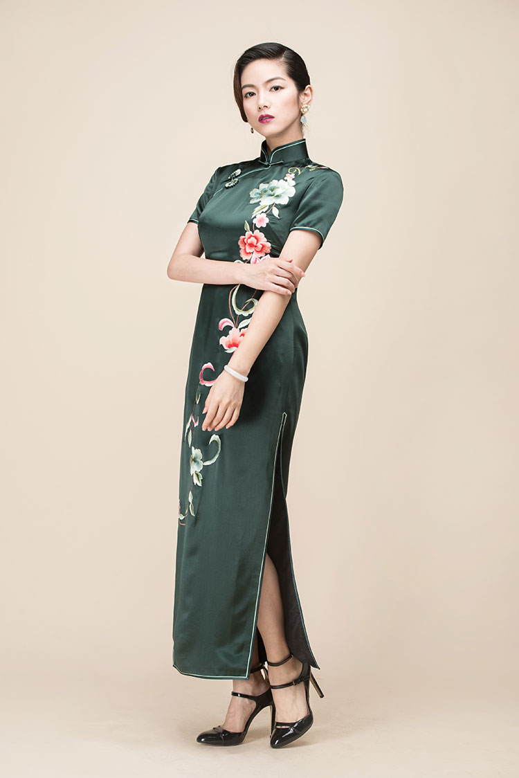 Dark green slik embroidery long cheongsam