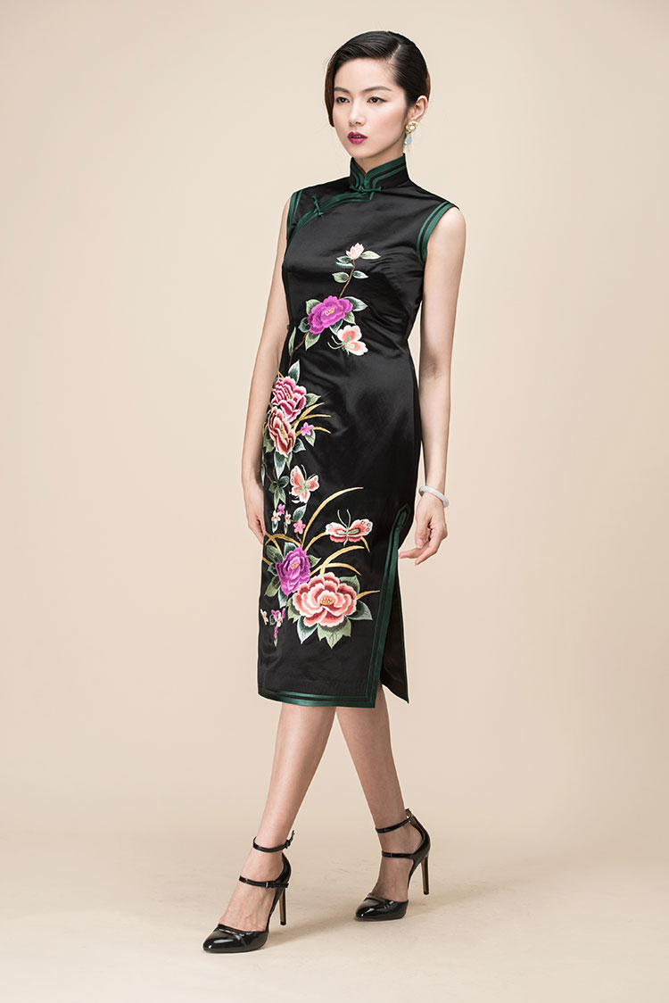 Black silk with embroidery qipao dress