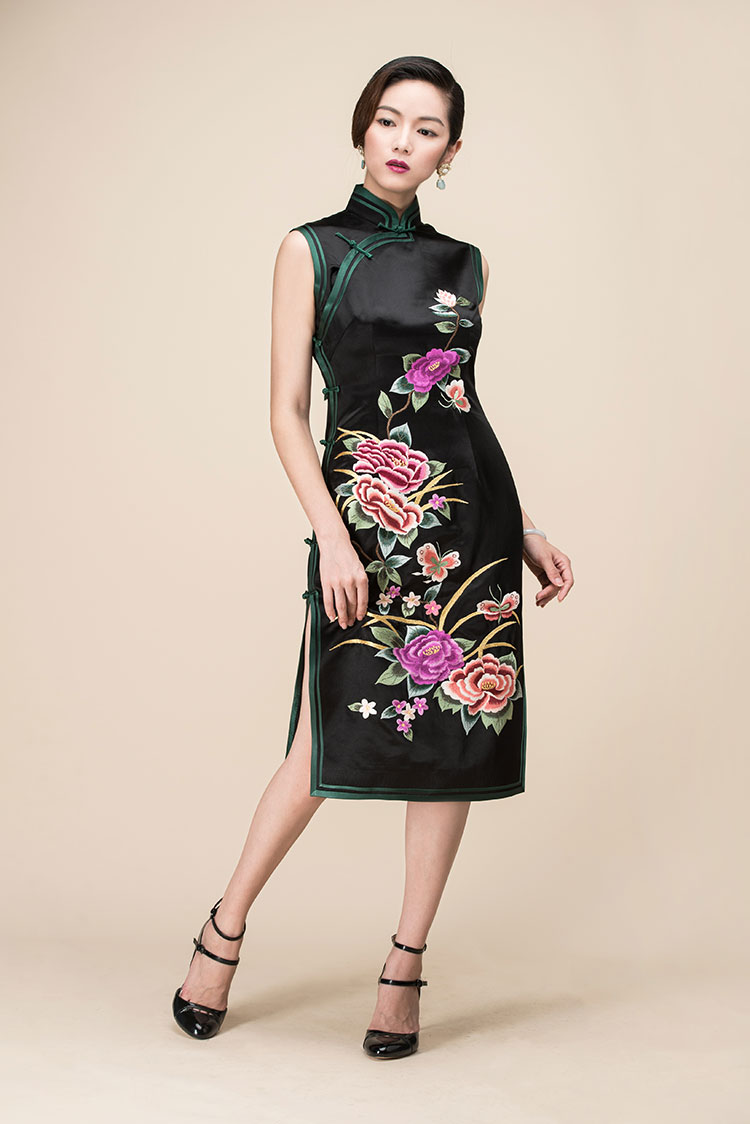 Black silk with embroidery qipao dress