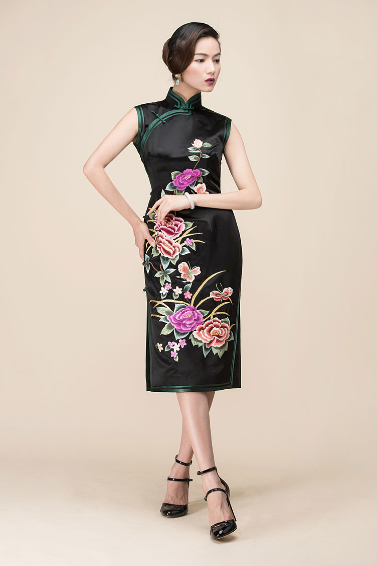 Black silk with embroidery qipao dress