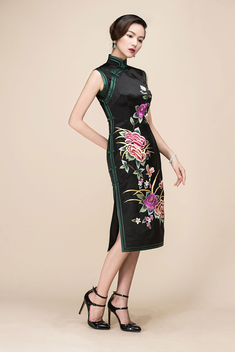 Black silk with embroidery qipao dress