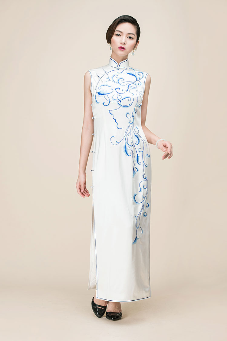 White silk with embroidery long cheongsam dress White silk with embroidery long cheongsam dress