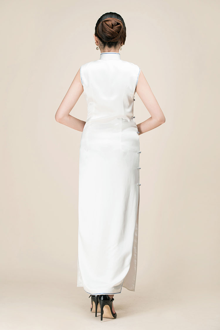 White silk with embroidery long cheongsam dress