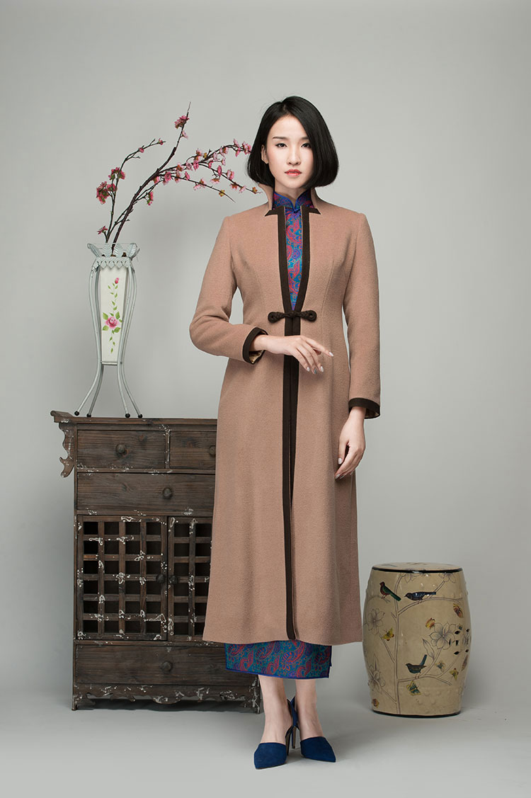 Light brown cashmere women coat