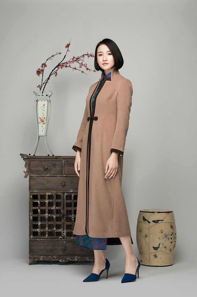 Light brown cashmere women coat