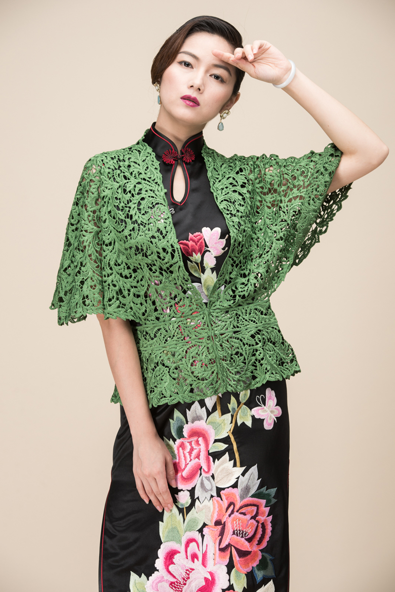 chinese women cheongsam