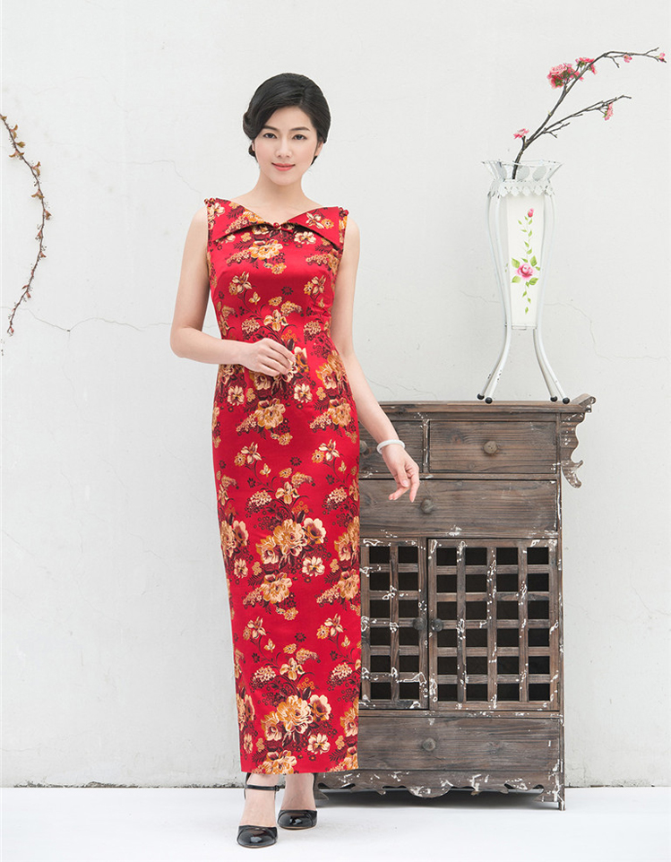 Chinese traditional dress