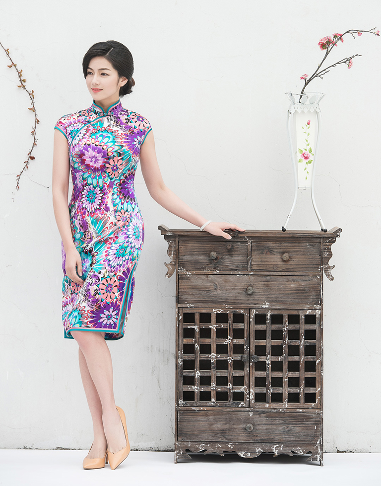 purple cheongsam with flower