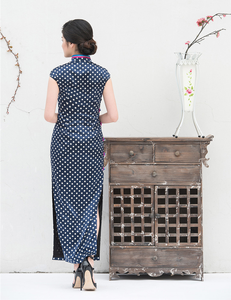Chiese lady qipao Chiese lady qipao