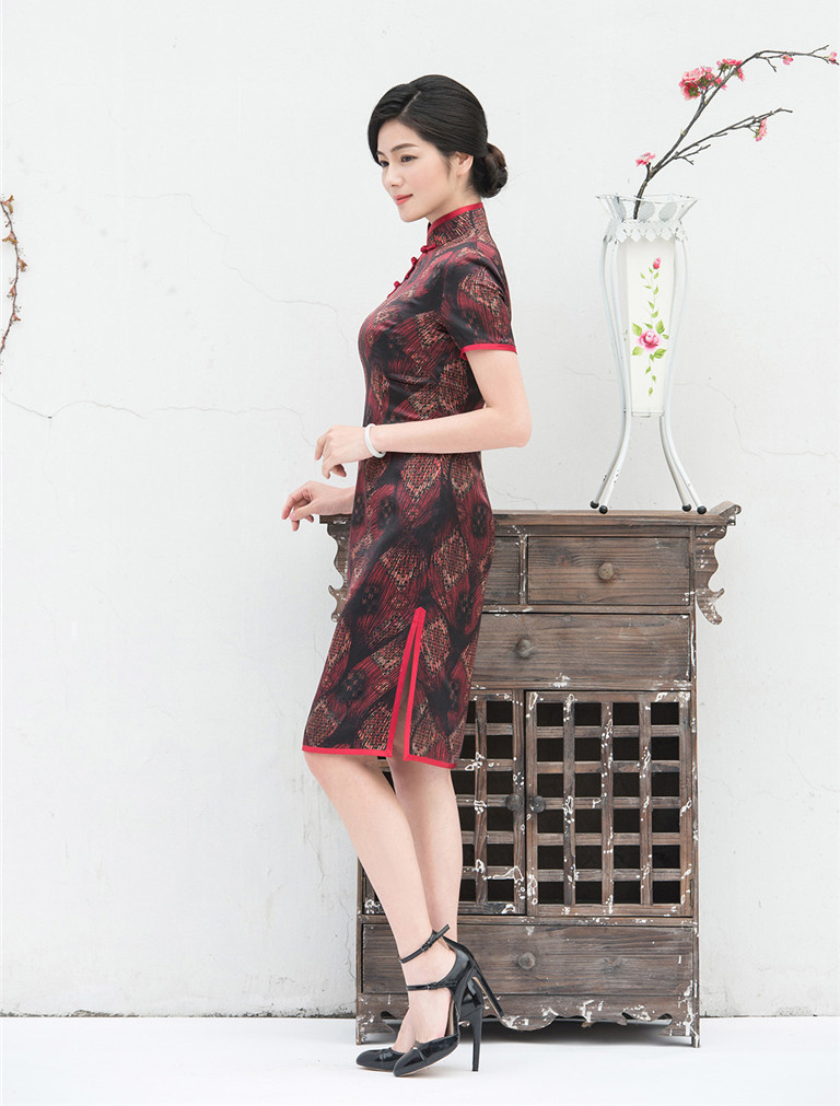 Chinese cheongsam Chinese cheongsam