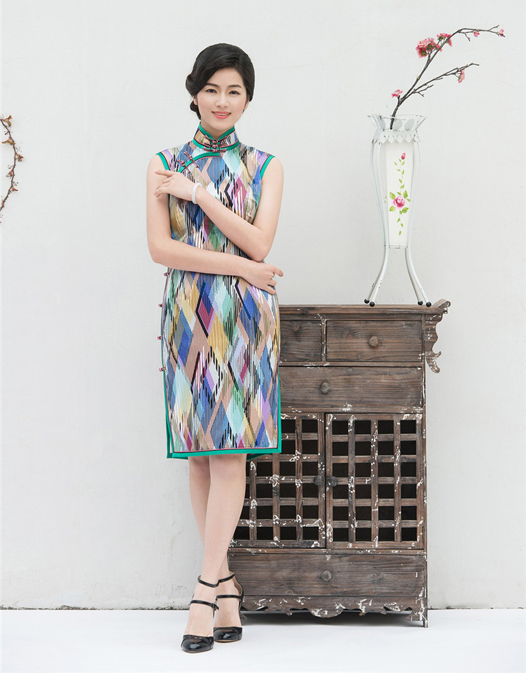 Chinese cheongsam Chinese cheongsam