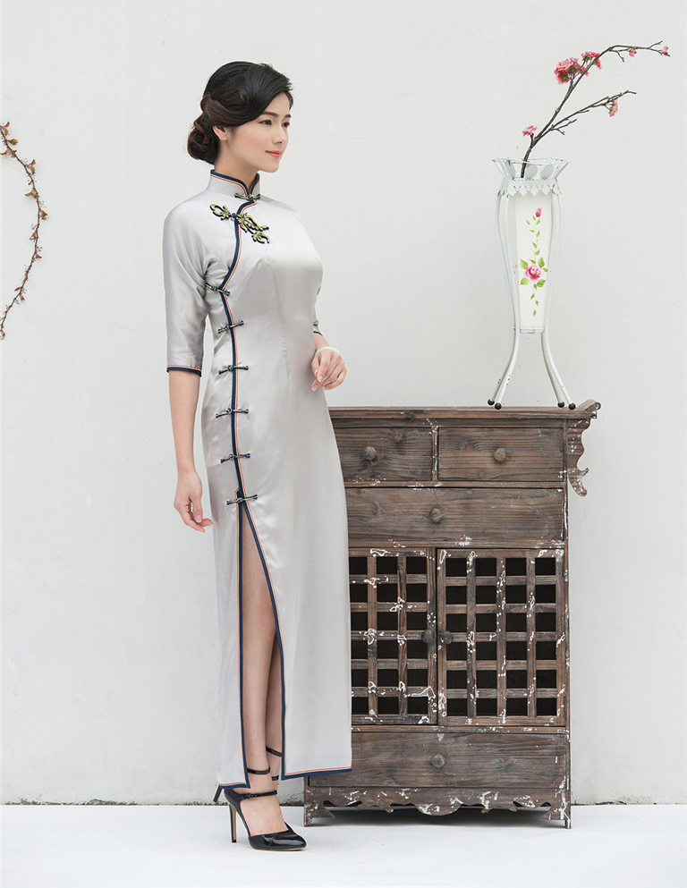 Long qipao Long qipao
