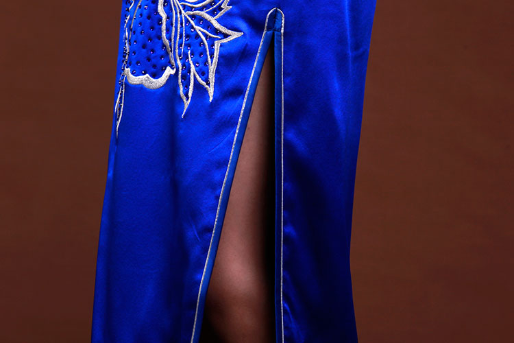 Royal blue silk with embroidery cheongsam dress 