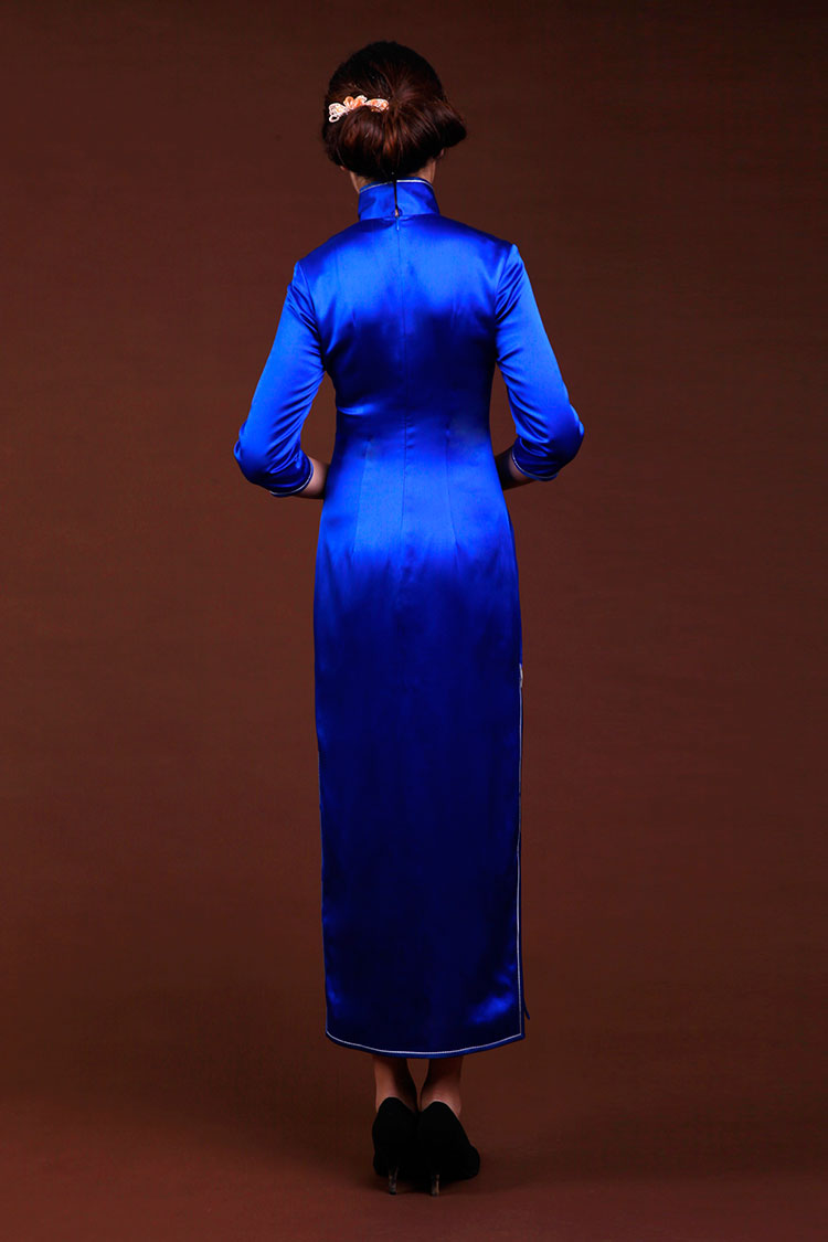 Royal blue silk with embroidery cheongsam dress Royal blue silk with embroidery cheongsam dress