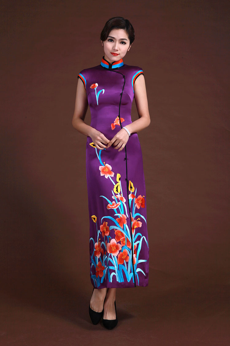 Purple silk with embroidery sleeveless cheongsam dress 