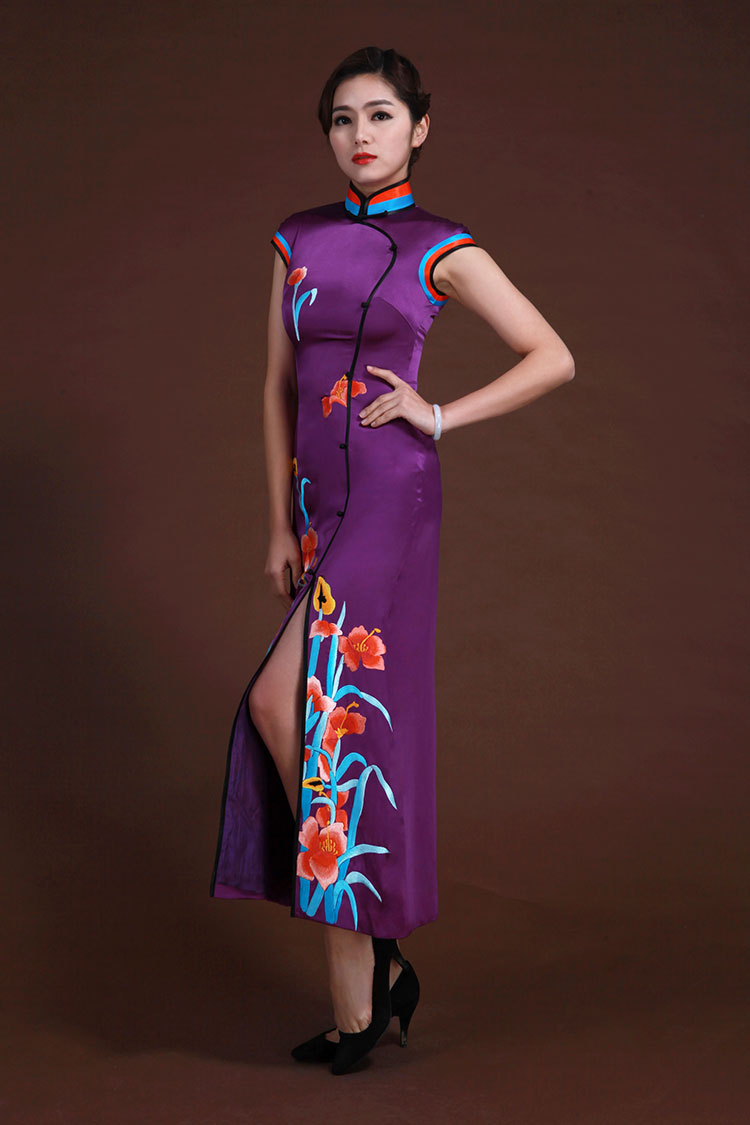 Purple silk with embroidery sleeveless cheongsam dress 