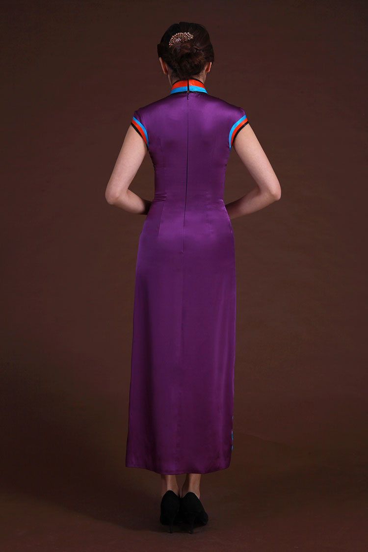 Purple silk with embroidery sleeveless cheongsam dress 