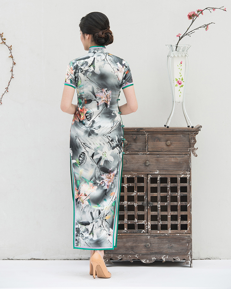 Lily cheongsam for Mom