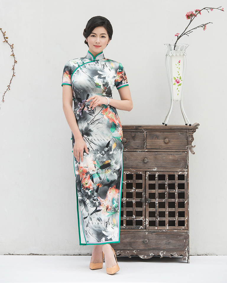 Lily cheongsam for Mom