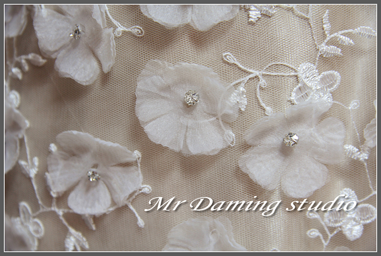high-quality wedding veil with flowers high-quality wedding veil with flowers