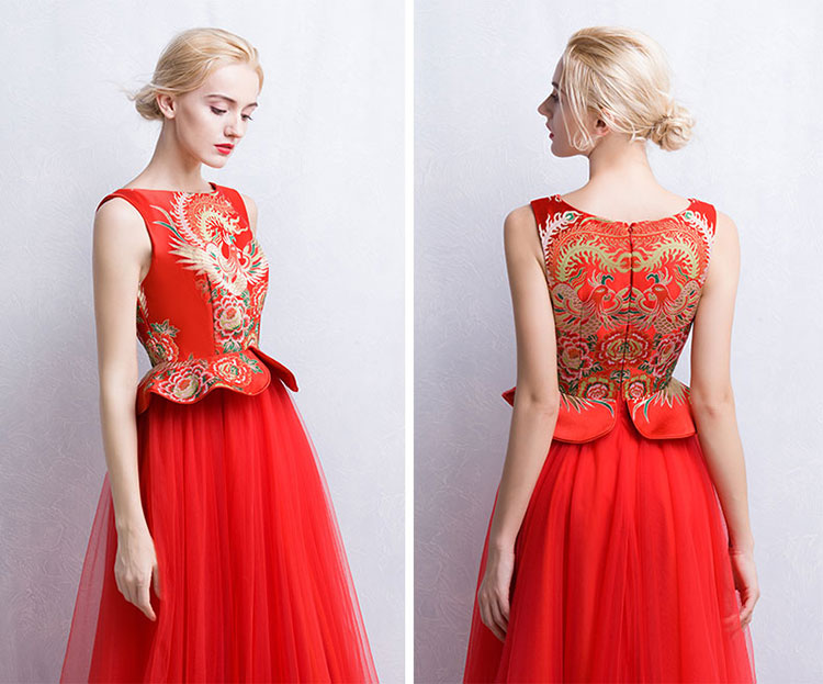 Red chinese wedding dress with phoenix pattern