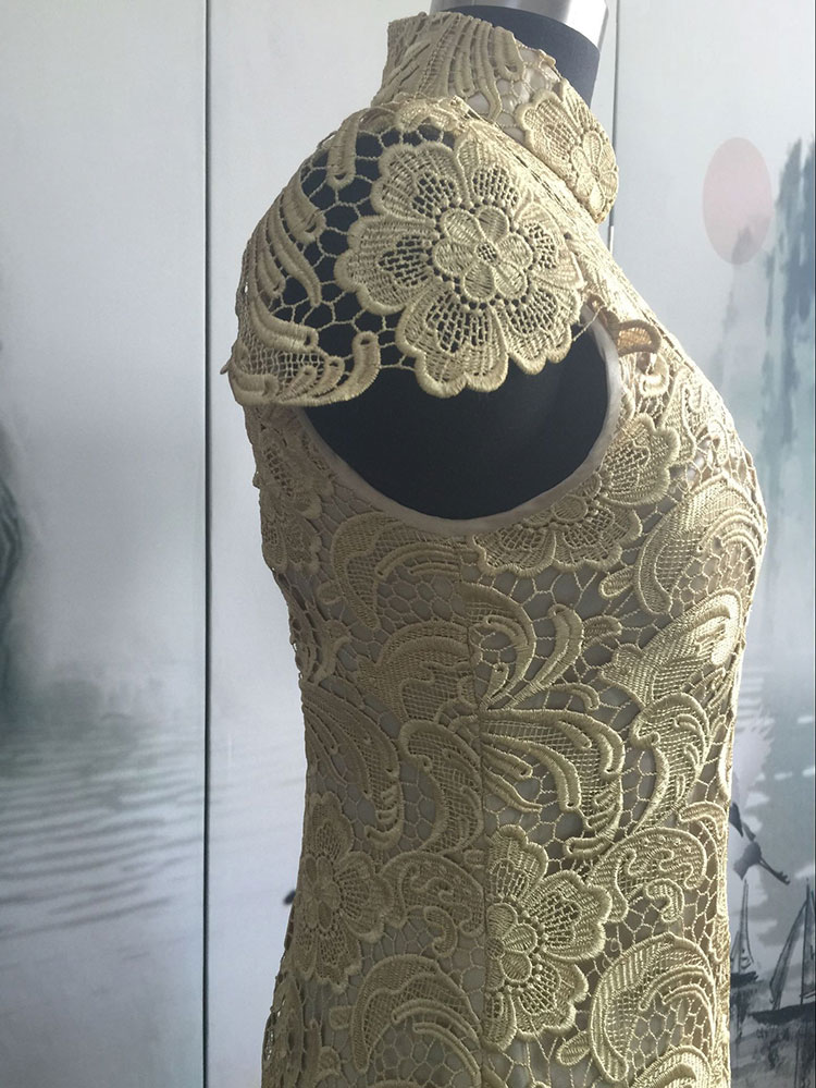 Golden lace qipao