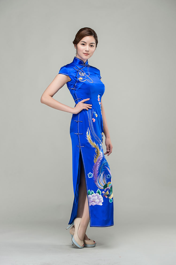 Sapphire blue silk cheongsam with golden phoenix Sapphire blue silk cheongsam with golden phoenix