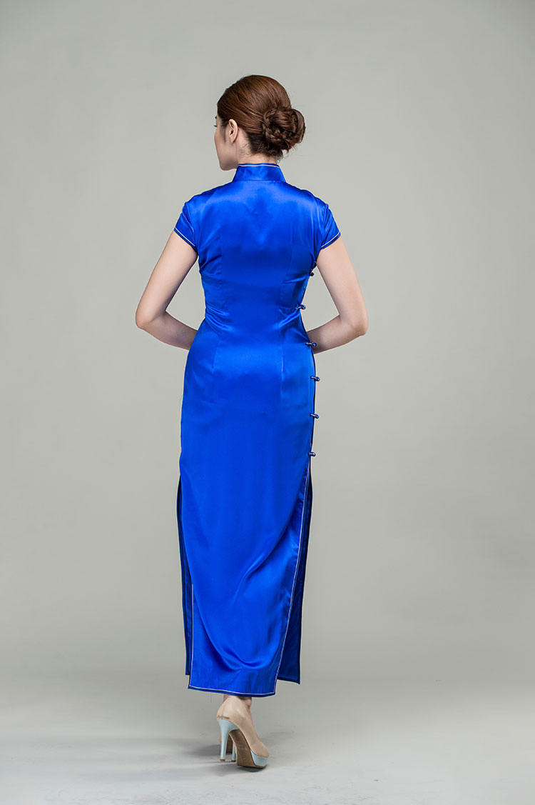 Sapphire blue silk cheongsam with golden phoenix 