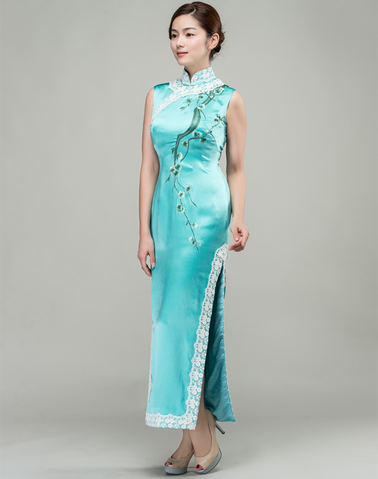 Light lake blue silk with embroidery choensam dress