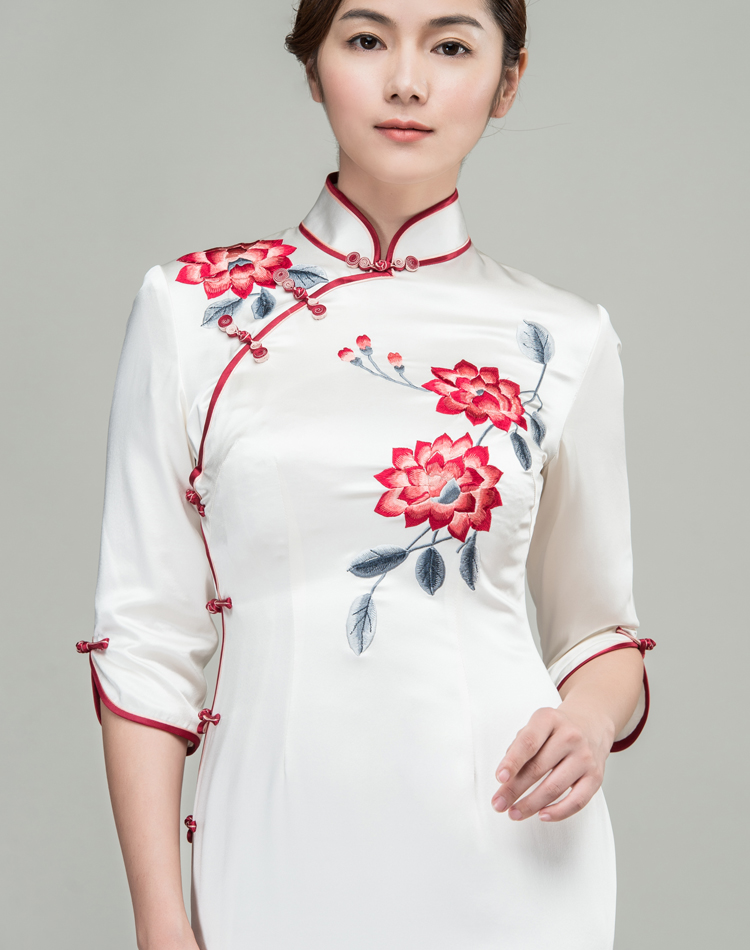 White long cheongsam dress with red floral embroidery 